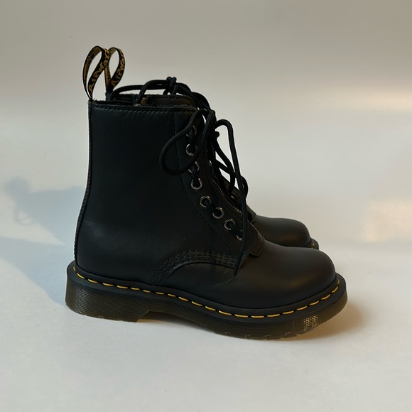 Dr. Marten’s 23863 Boots - Picture 1 of 6